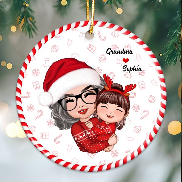 Christmas Pattern Doll Grandma Mom Hugging Kid Gift For Granddaughter Grandson Personalized Circle Ornament Fashion - Image 2