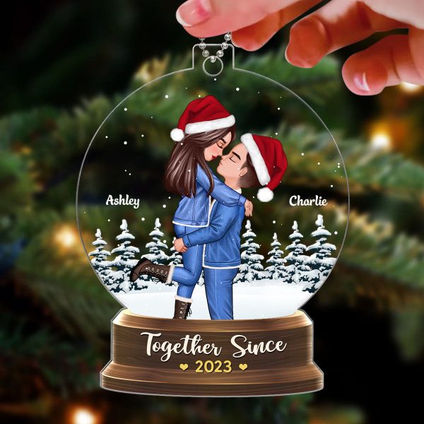 Couple Hugging In Christmas Night Snow Globe Personalized Acrylic Ornament Online Hot Sale - Image 3